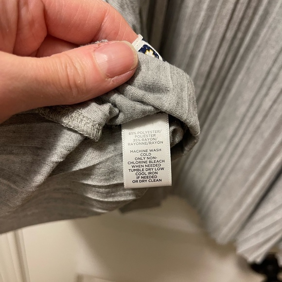 Lou & Grey pleated sleeveless trapeze style dress with pockets - Picture 5 of 6